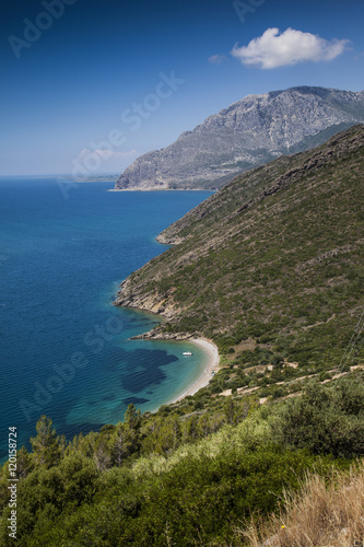 Grecja_2015_panorama wybrzeża przy drodze do Joaniny