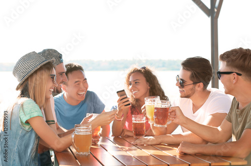 Group of friends hanging ou...