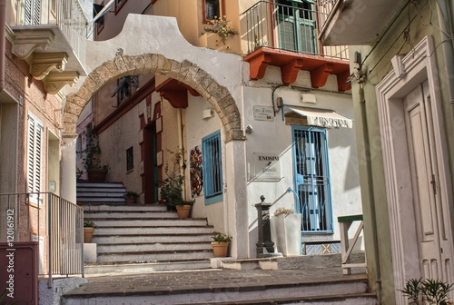 Carloforte. L'arco di via Solferino