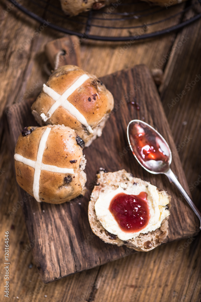 hot cross bun with clotted cream hot cross bun with clotted cream