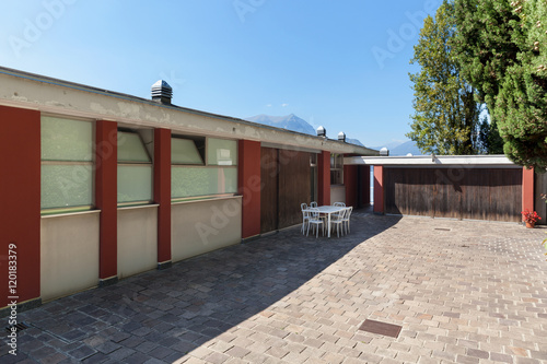 Wallpaper Mural House, backyard and garage Torontodigital.ca