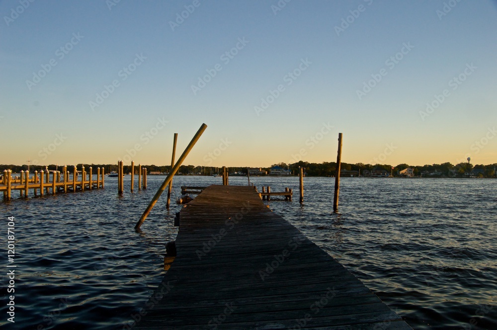 Fototapeta premium Dock on the River at Sunset 