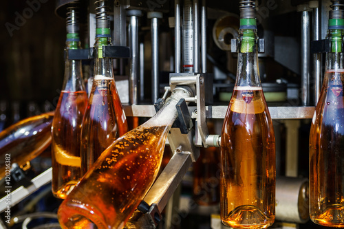 Automation bottling line for produce champagne in Alsace