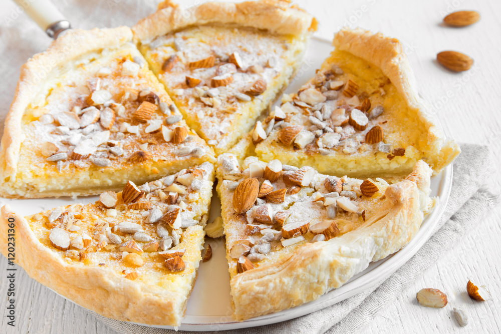 pie with nuts, seeds and mascarpone
