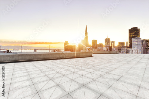 Canvas Print cityscape and skyline of san francisco from empty brick floor