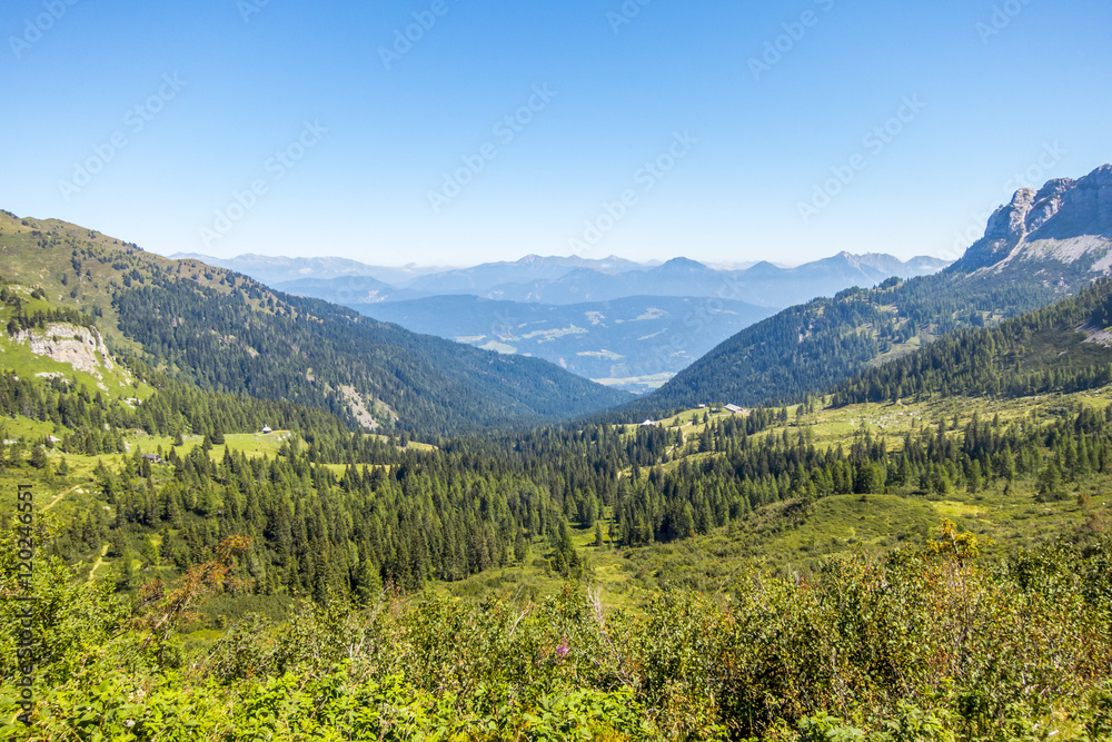 Fototapeta premium Beautiful mountain landscape. The alps in north Italy, Creta di