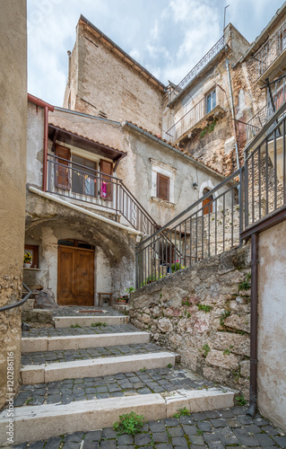 Fototapeta Naklejka Na Ścianę i Meble -  Castel del Monte, old rural village in L'Aquila Province, Abruzzo (Italy)