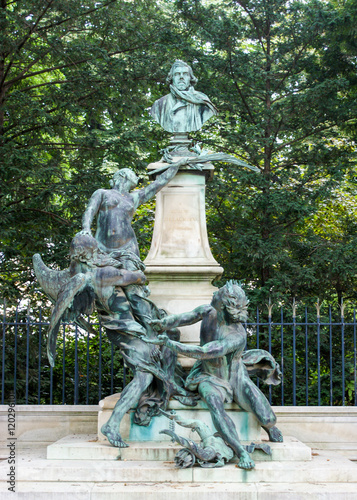 Jardin du Luxembourg, Paris, France photo