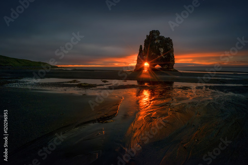 Hvitserkur sunrise © swen_stroop