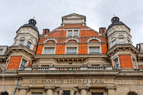 Φωτογραφία St Mary's Hospital, Paddington, where Catherine, Duchess of Cambridge gave birth on July 19 2013 of the future monarch