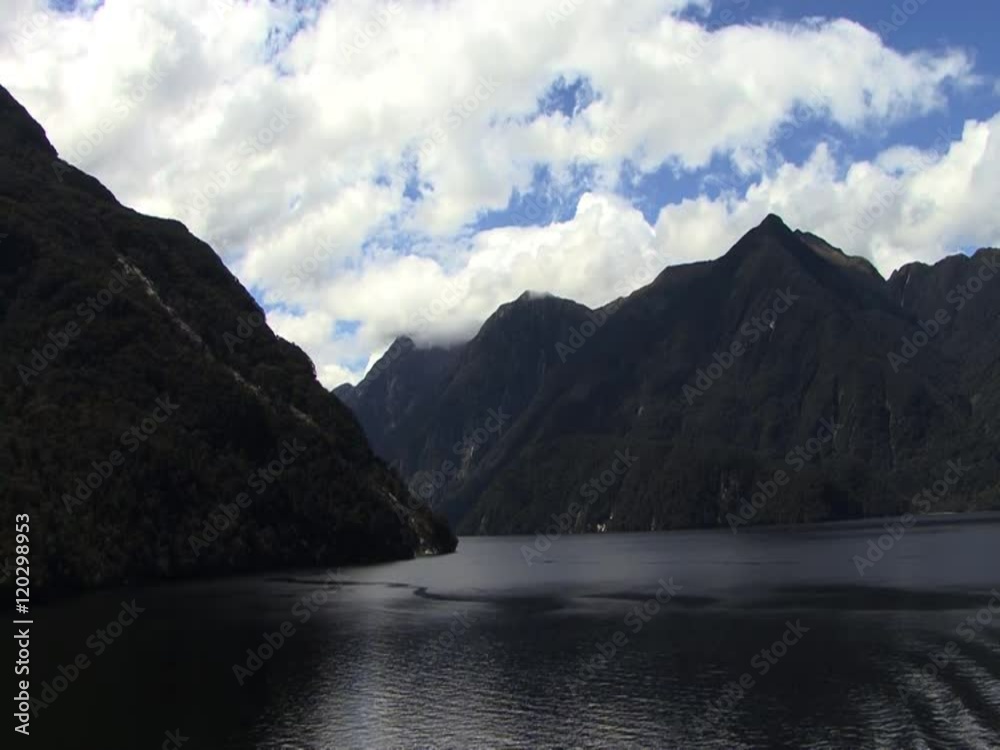 Milford Sound New Zealand Milford Sound New Zealand