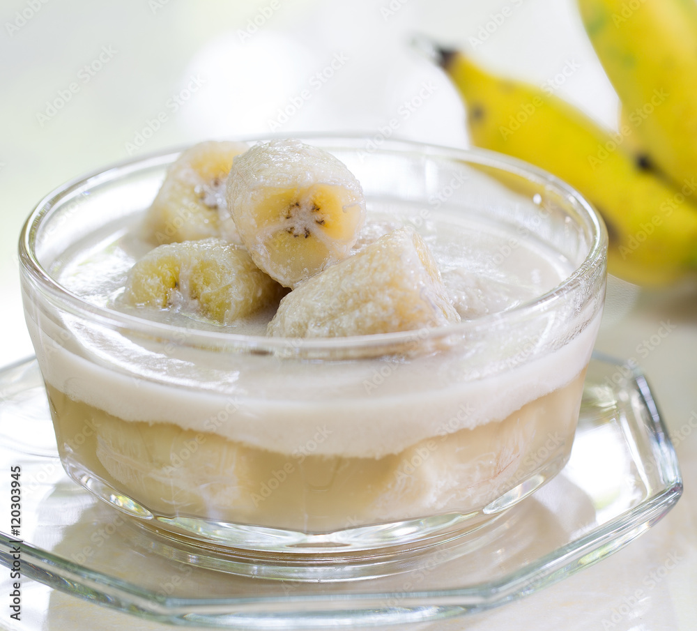 Banana in coconut milk thai dessert / Select focus Banana in coconut milk thai dessert / Select focus