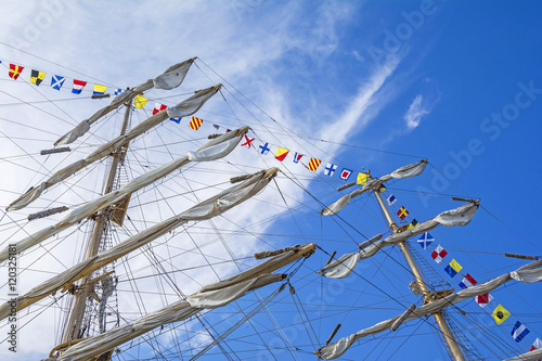 Bild auf Leinwand Mast of tall ship in a sunny day