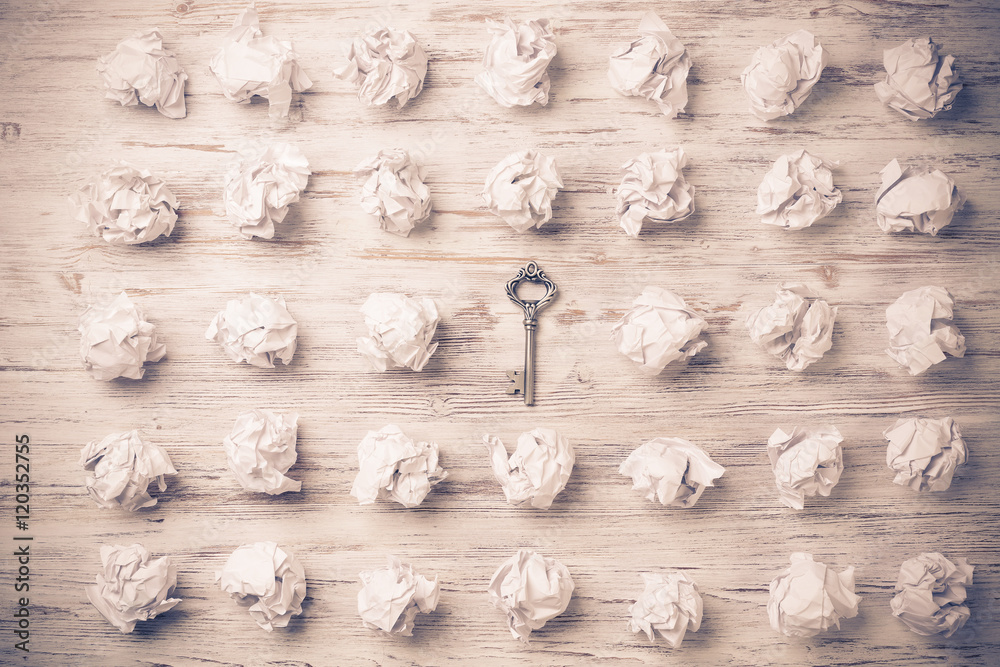 Naklejka premium Finding key to success