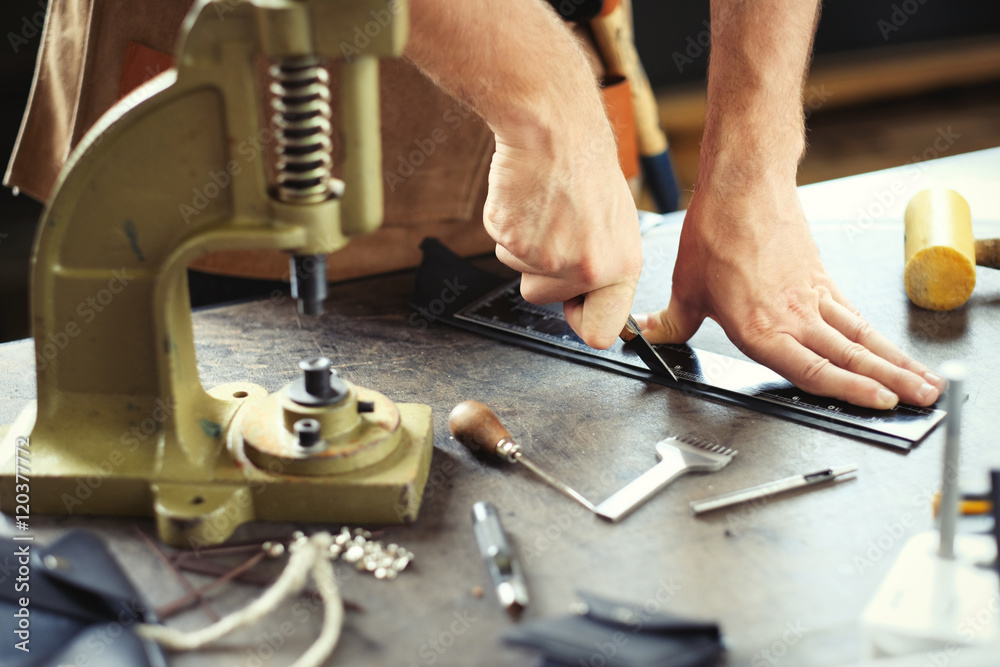 Obraz premium Leather workshop owner