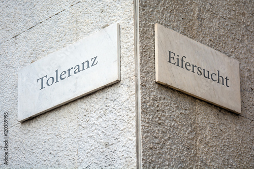 Schild 109 - Toleranz