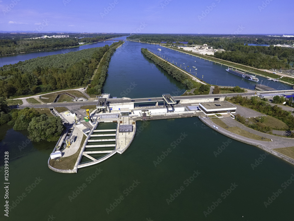 Turbinenkraftwerk am Rhein (Baden-Württemberg)