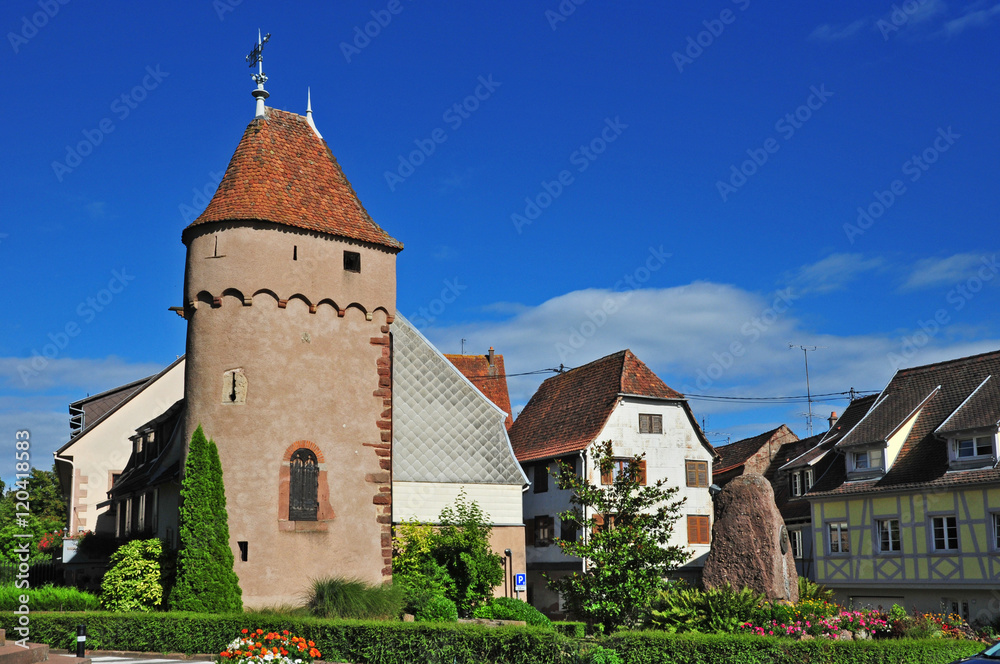 Il villaggio di Obernai, Alsazia - Francia