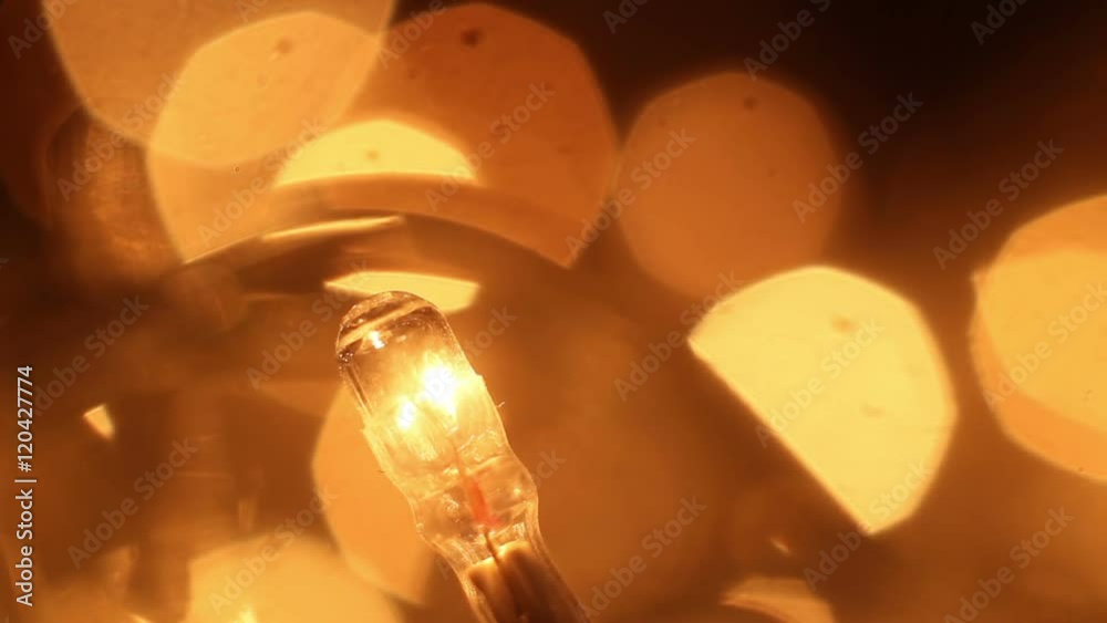 christmas lightbulb slowly blinking extremly close-up loopable
christmas lightbulb slowly blinking extremly close-up loopable