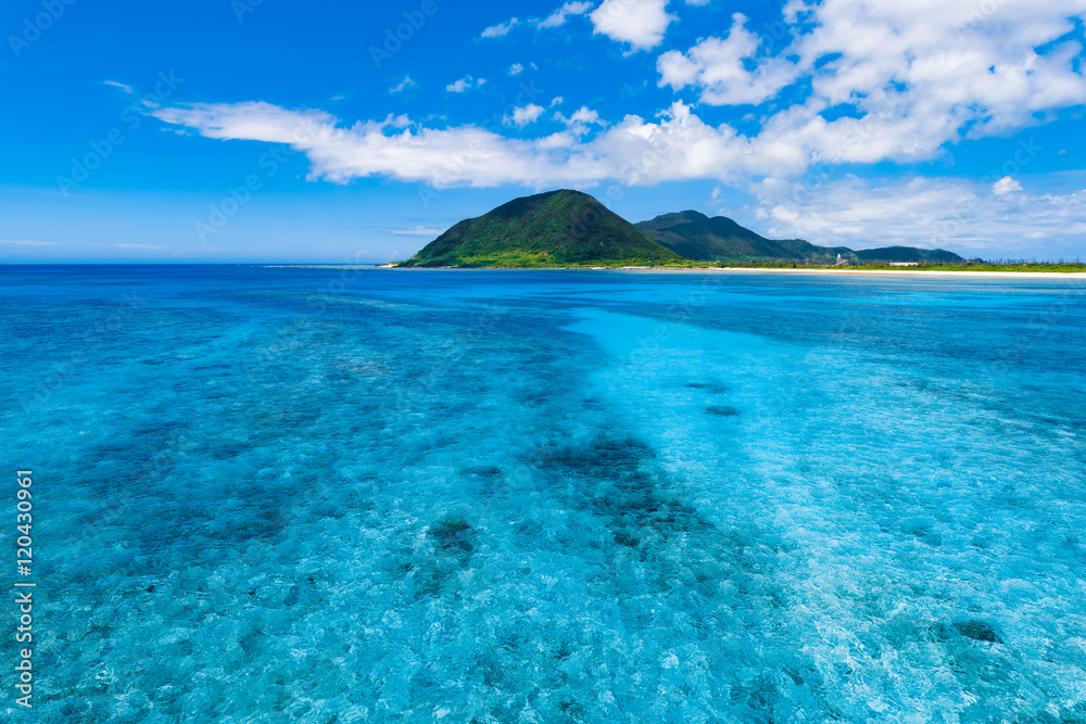 Fototapeta premium Sea, landscape. Okinawa, Japan, Asia.
