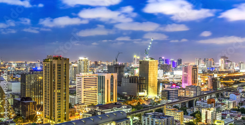 View Bangkok city tour assistance at sunset