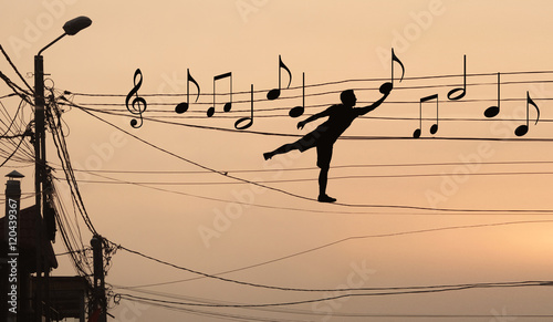 Billede på lærred Man sits musical notes