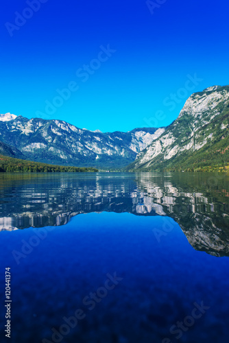 Bohinj lake, Slovenia © Bits and Splits