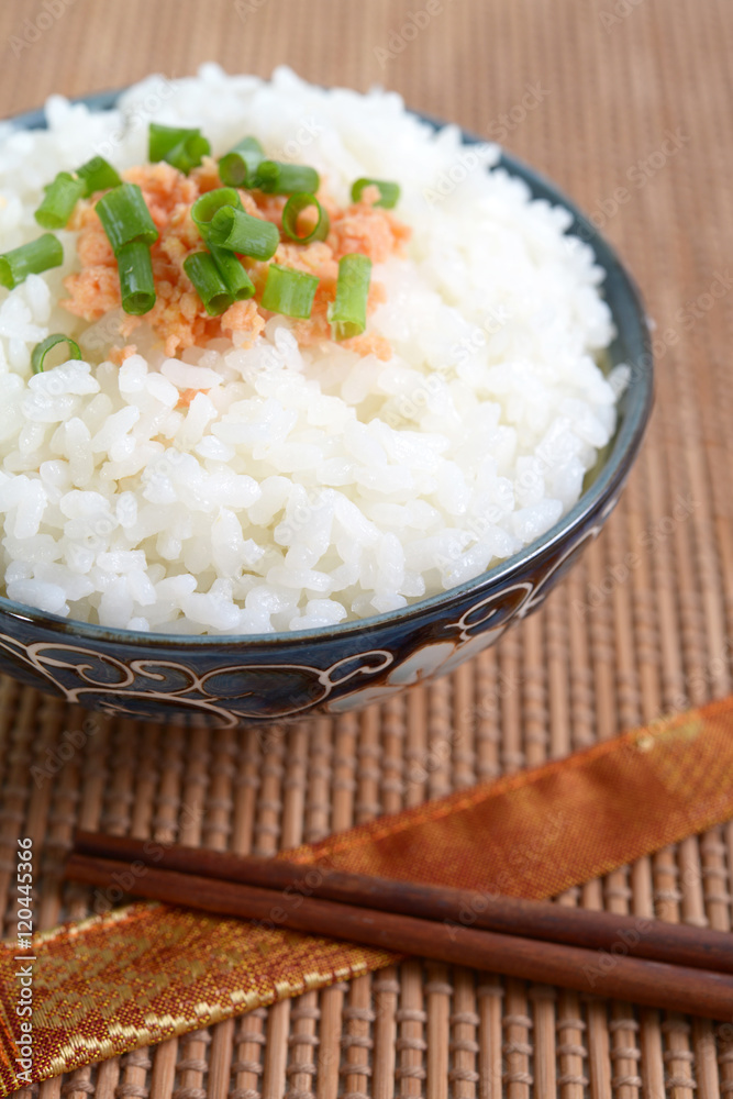 一膳のご飯とお箸 一膳のご飯とお箸