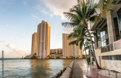 Tall buildings of Brickell Key, Miami © jovannig