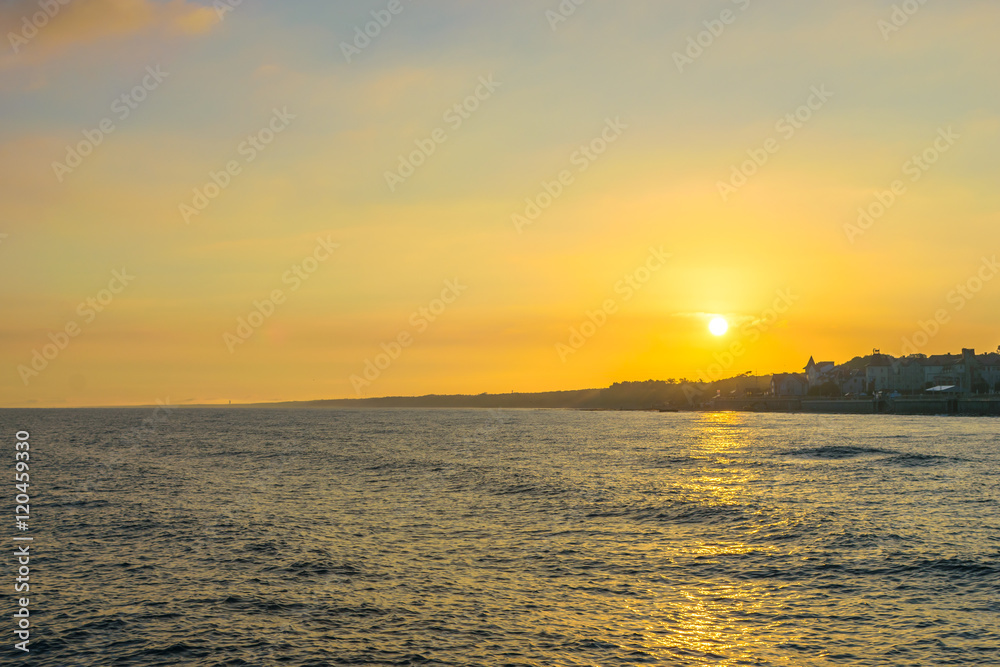 Naklejka premium Sunrise on the Baltic sea in the summer