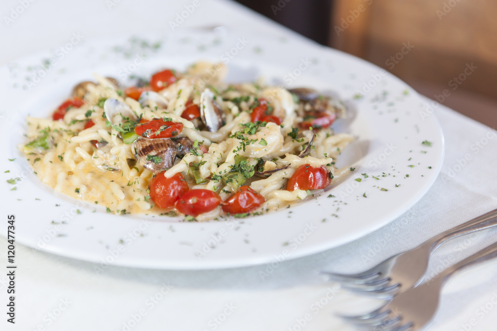food, basil, plate, cultures, spageti, spaghetti food, basil, plate, cultures, spageti, spaghetti