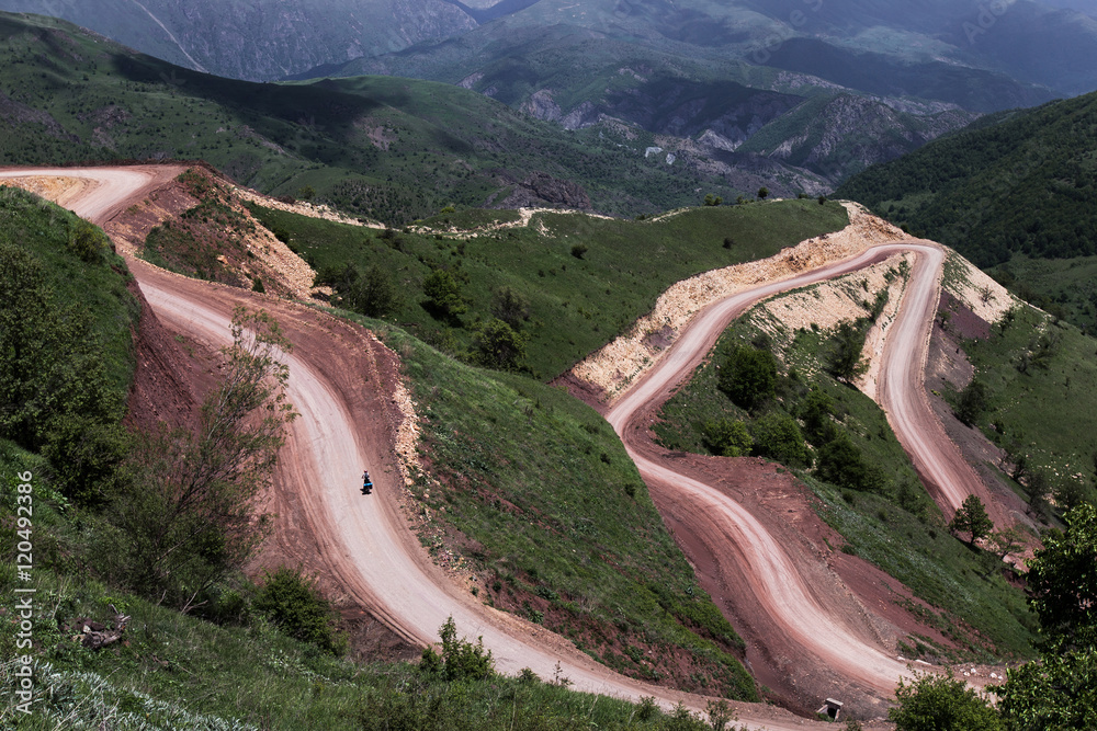 Bike tour in Nagorno-Karabakh, hard way by long serpentine road