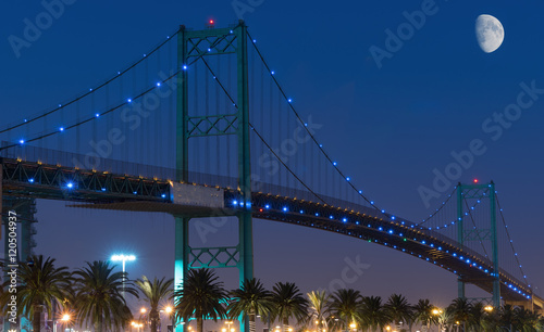 Fototapeta Naklejka Na Ścianę i Meble -  Vincent Thomas bridge in San Pedro, California.
