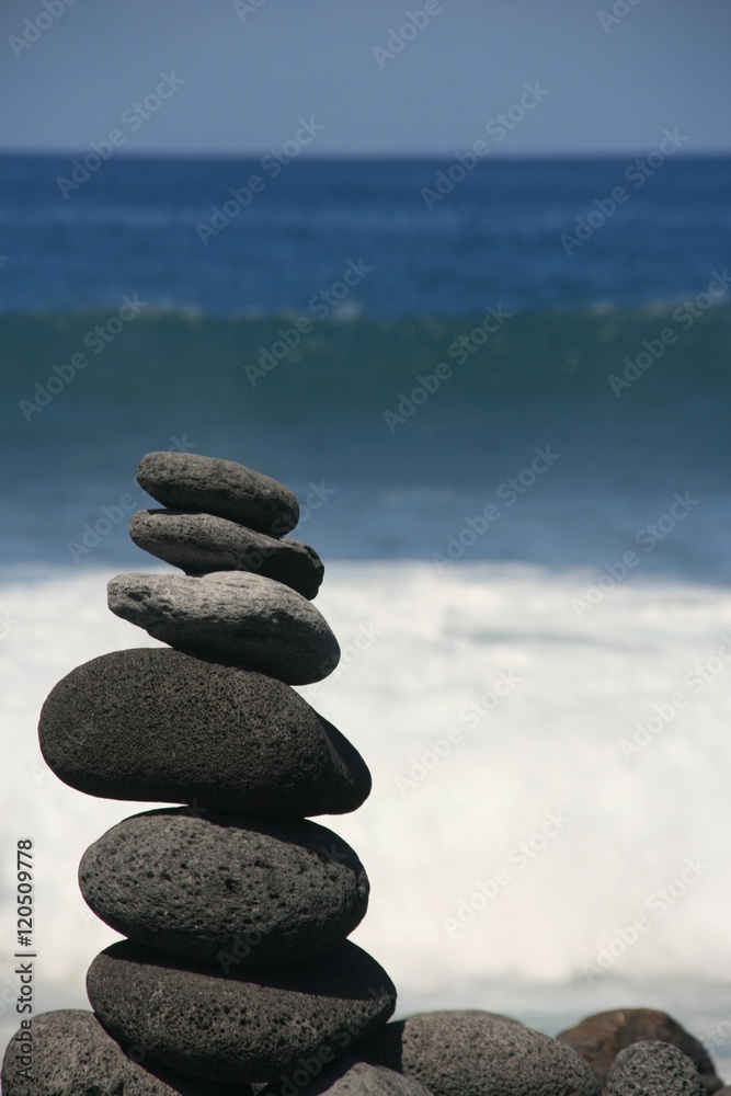 Fototapeta premium Steinmännchen am Strand