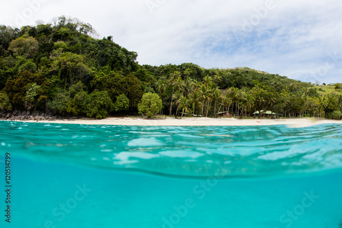 Fototapeta Naklejka Na Ścianę i Meble -  Beautiful Tropical Island Scenery