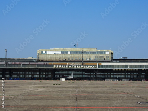 Berlin: Stillgelegter Flughafen Tempelhof