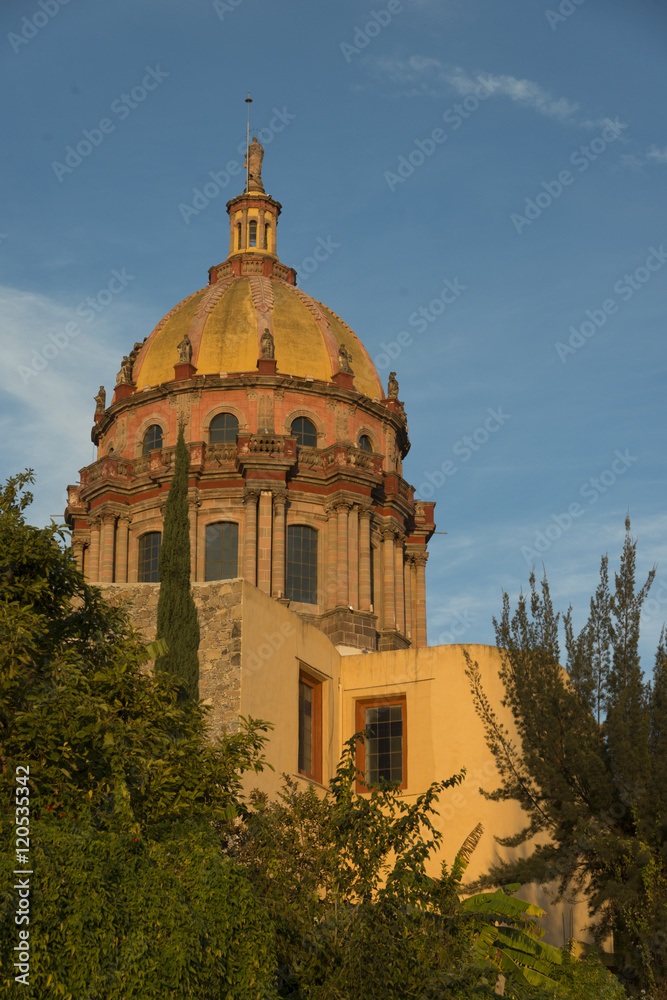Low angle view of a church dome, Zona Centro, San Miguel de Alle