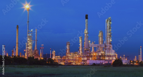 beautiful lighting of oil refinery in petrochemical industry est