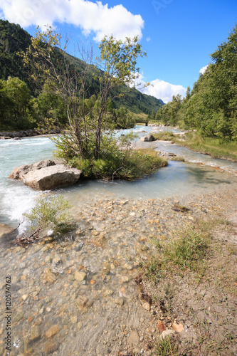 Doire de Ferret, torrente affluente della Dora Baltea, in val Ferret (Valle Aosta)