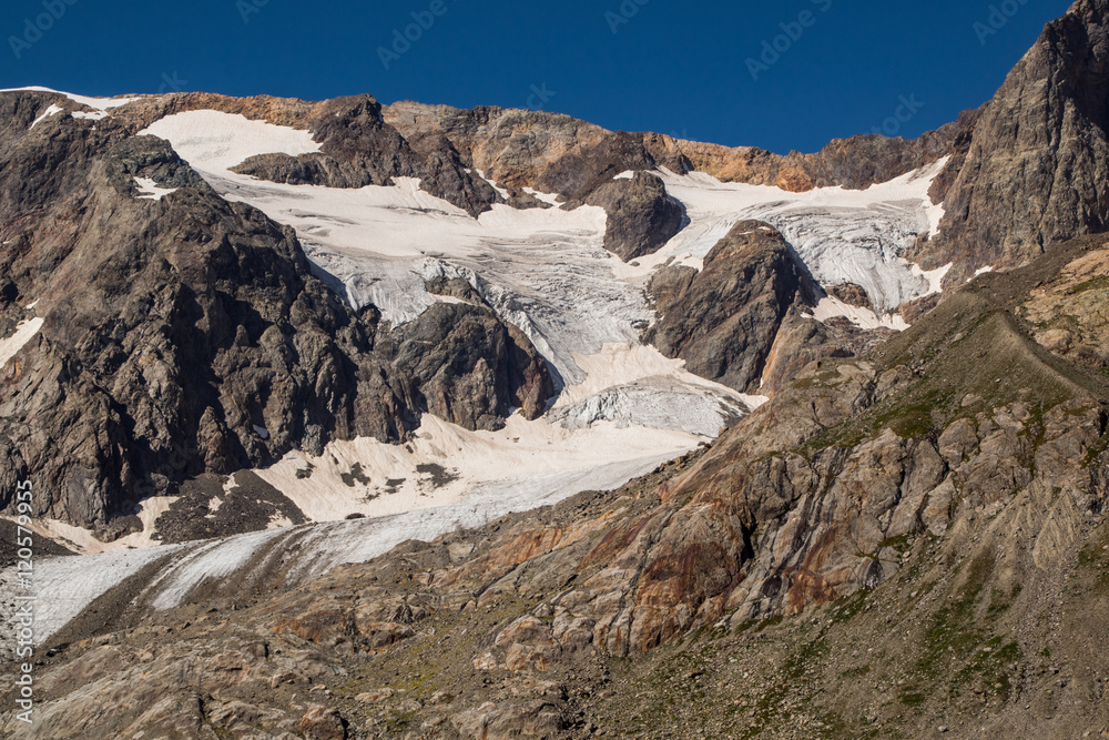 Massif de l'Oisans - Lac des Quirlies - Isère.