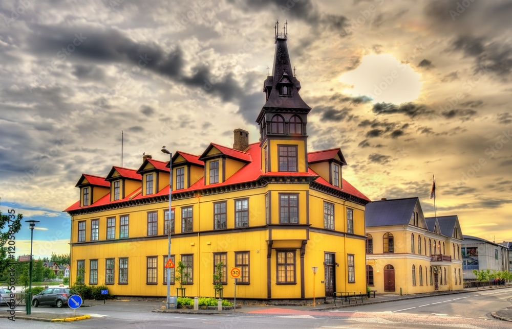 Tjarnarskoli, a school building in Reykjavik