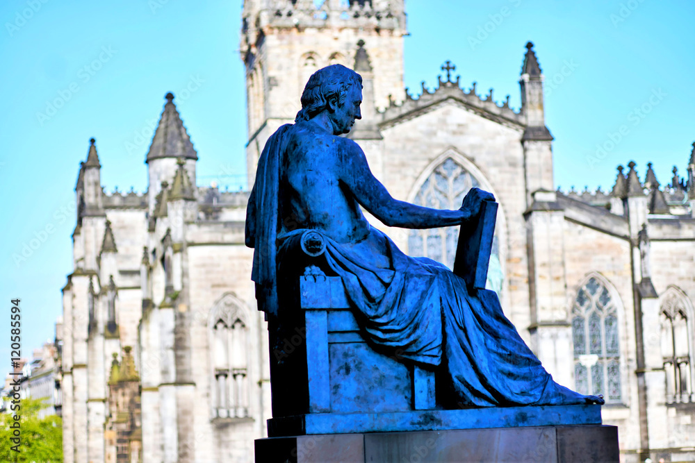 Obraz premium Edinburgh, View of the city, several monuments and the Castle, .series of Views of Edinburgh, with its main monuments and streets
