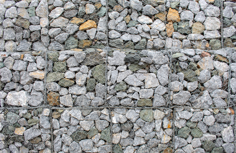 Stone walls in net Stone walls in net