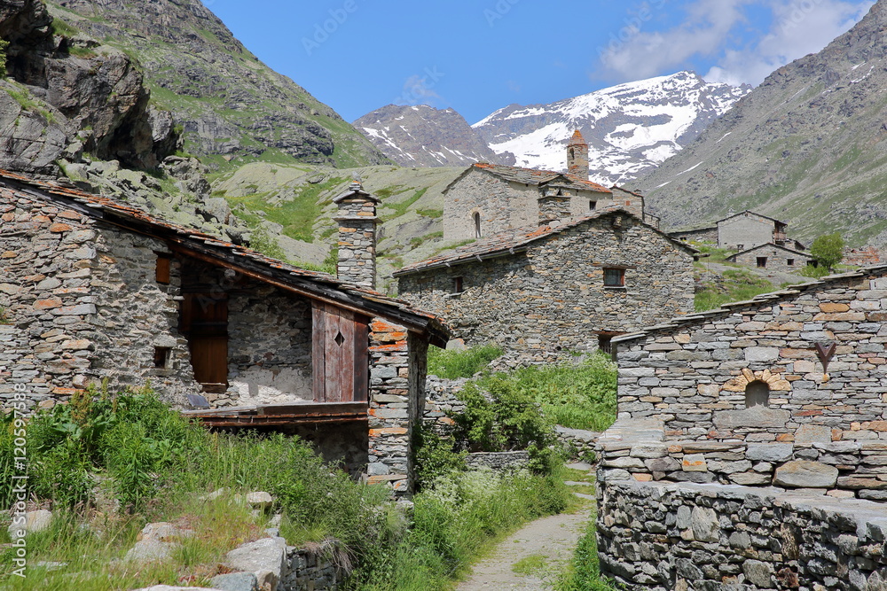 Le hameau L'Ecot près de Bonneval-sur-Arc, Vanoise, Savoie, France Le hameau L'Ecot près de Bonneval-sur-Arc, Vanoise, Savoie, France