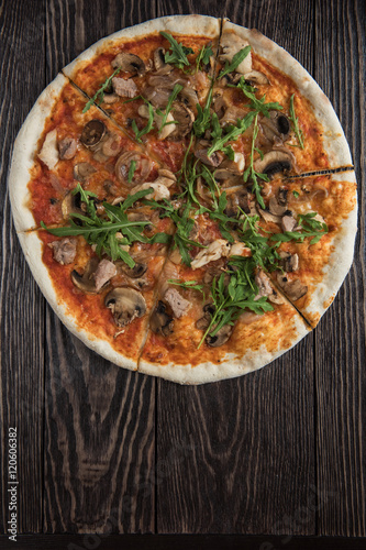 Pizza with chicken and mushrooms