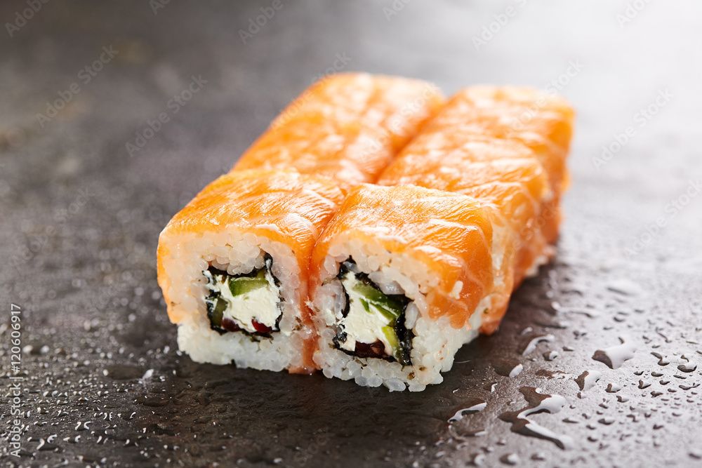Salmon Sushi Roll Salmon Sushi Roll