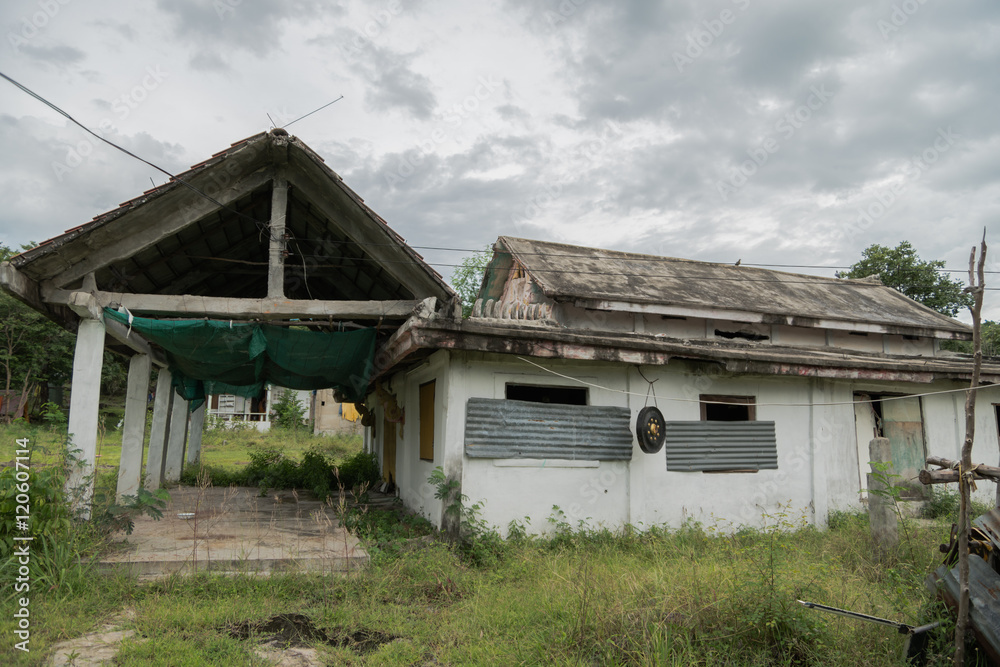 abandoned old house in Thailand abandoned old house in Thailand