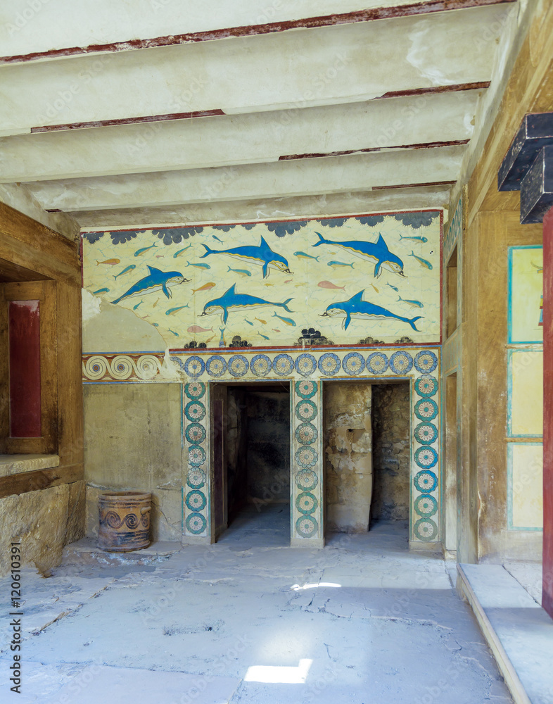 Dolphin fresco, symbol of minoan culture, Knossos palace Dolphin fresco, symbol of minoan culture, Knossos palace