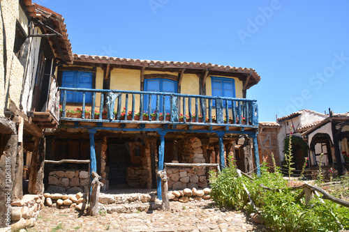 calles de un pueblo típico en España