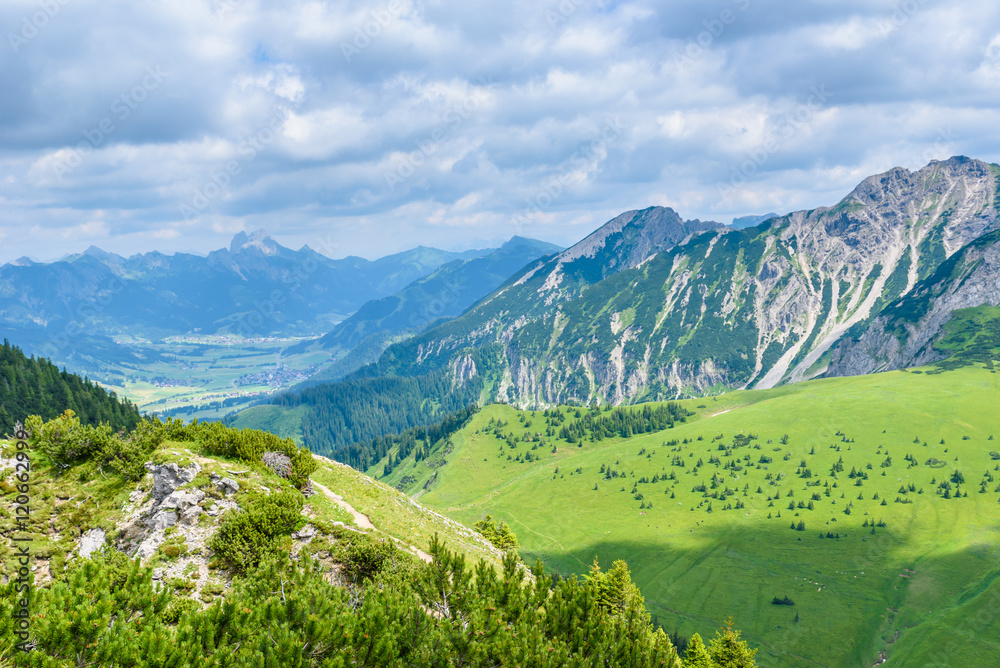 Beautiful landscape of Alps in Germany - Hiking in the mountains